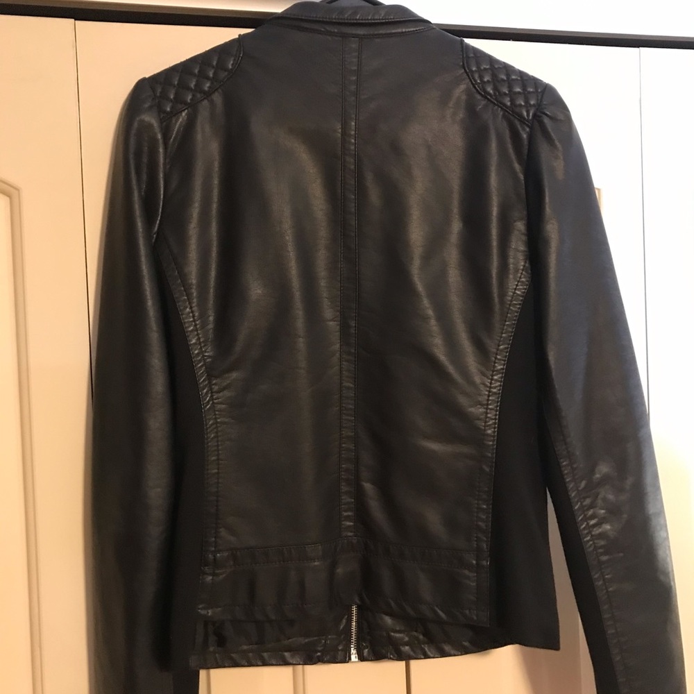 Express Jacket - Picture 2 of 2